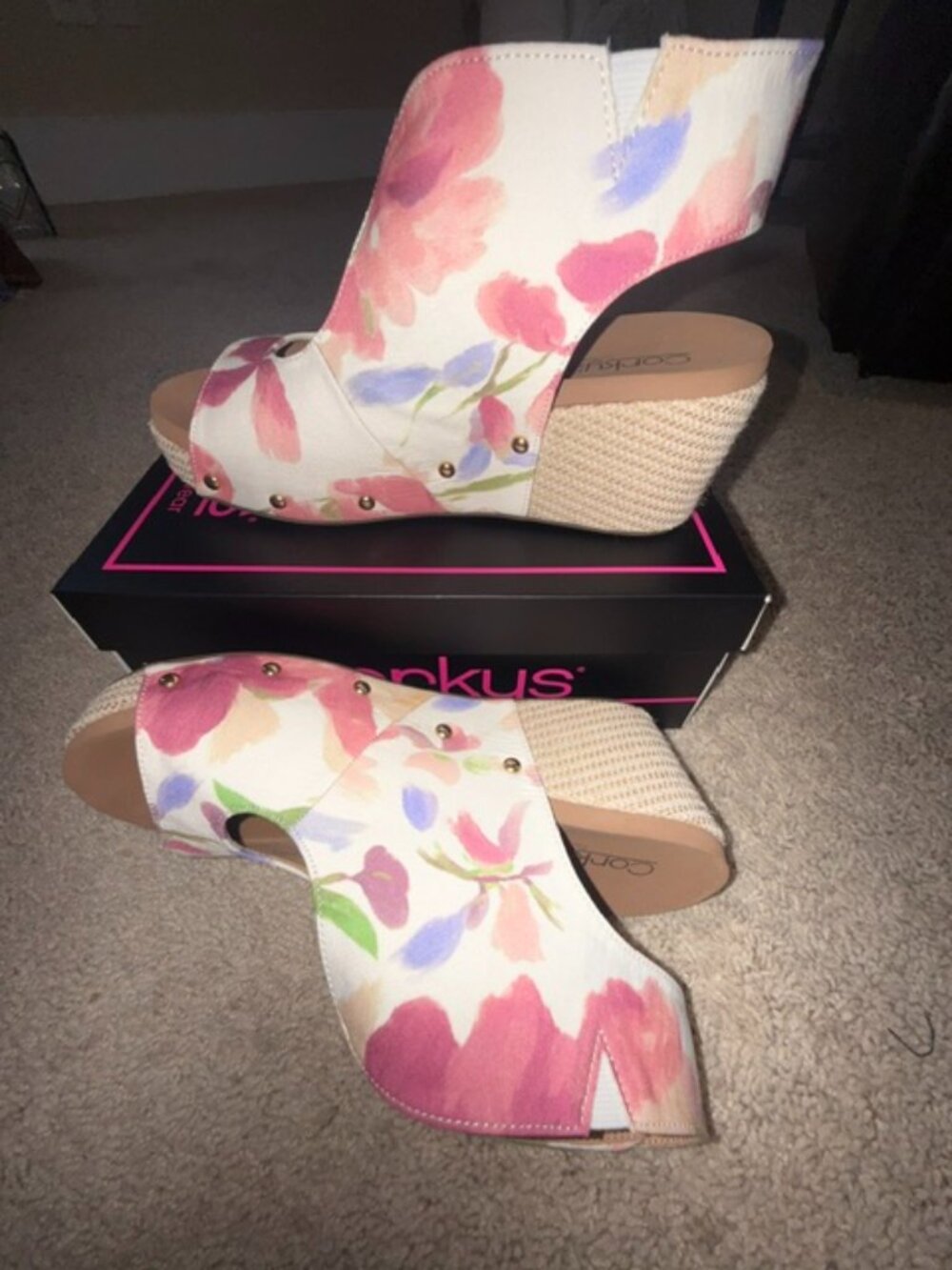 Corkys Floral Wedge Platform Sandals - Size 9